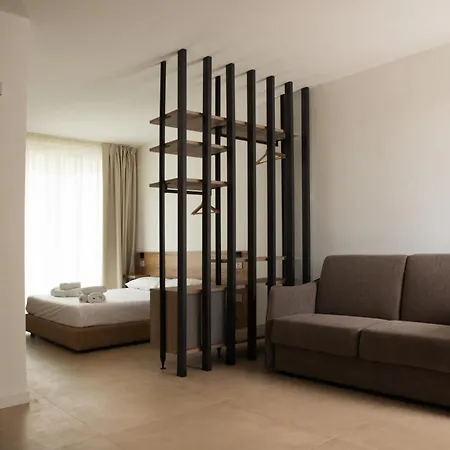 Hotel Montedarena Pulsano