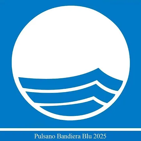 Montedarena Hotel Pulsano