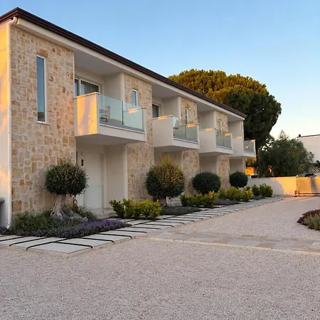 Montedarena 3* Pulsano